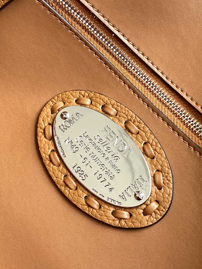 フェンディバッグ素材ディテール